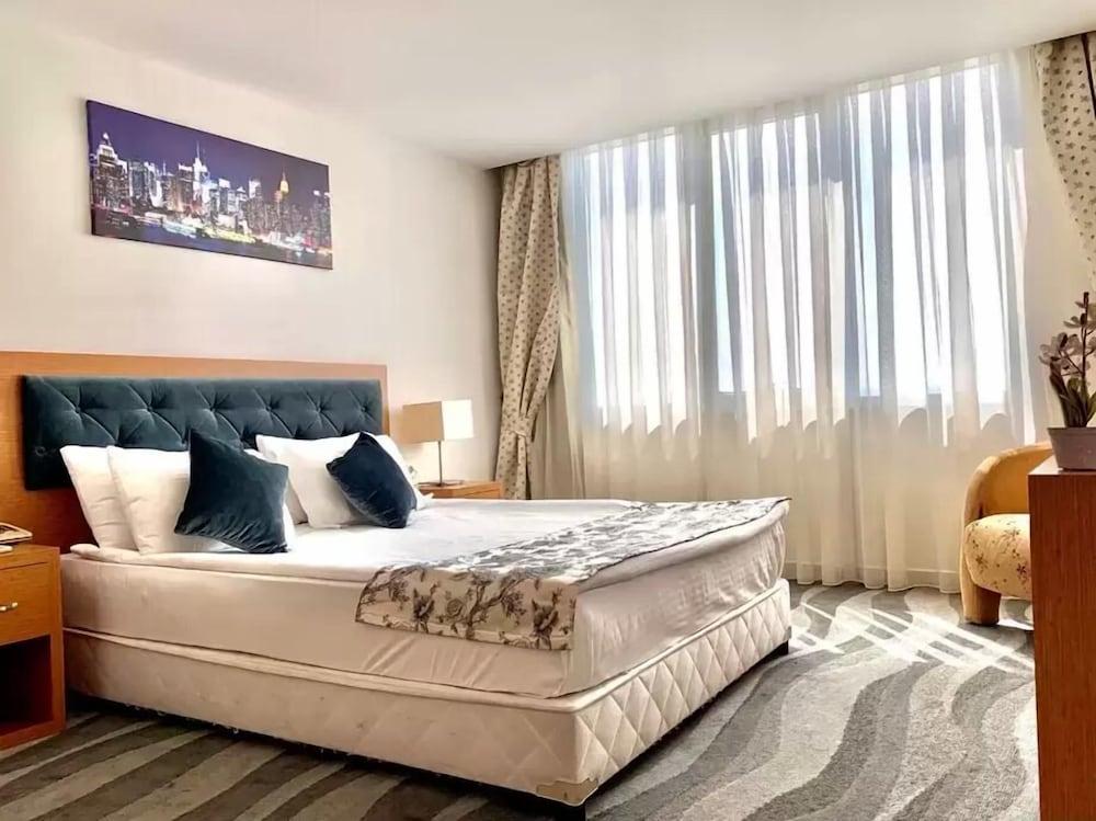 Durusu Suites Antalya Exteriör bild